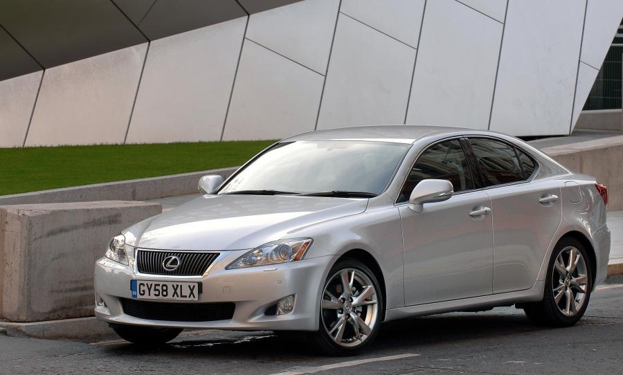  Lexus IS250 2009 года  (фото 8 из 10)